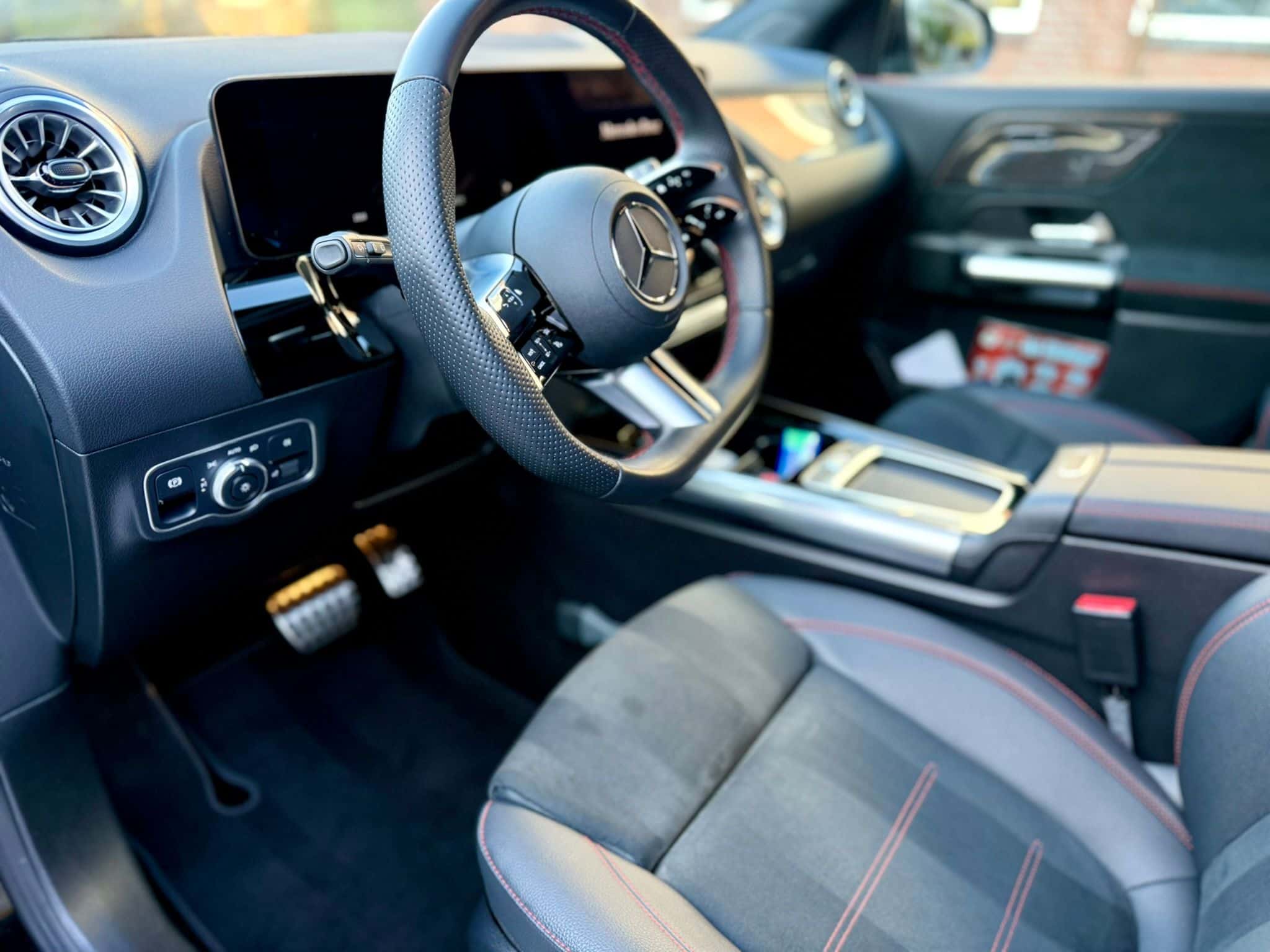 MERCEDES-BENZ GLA 250 E